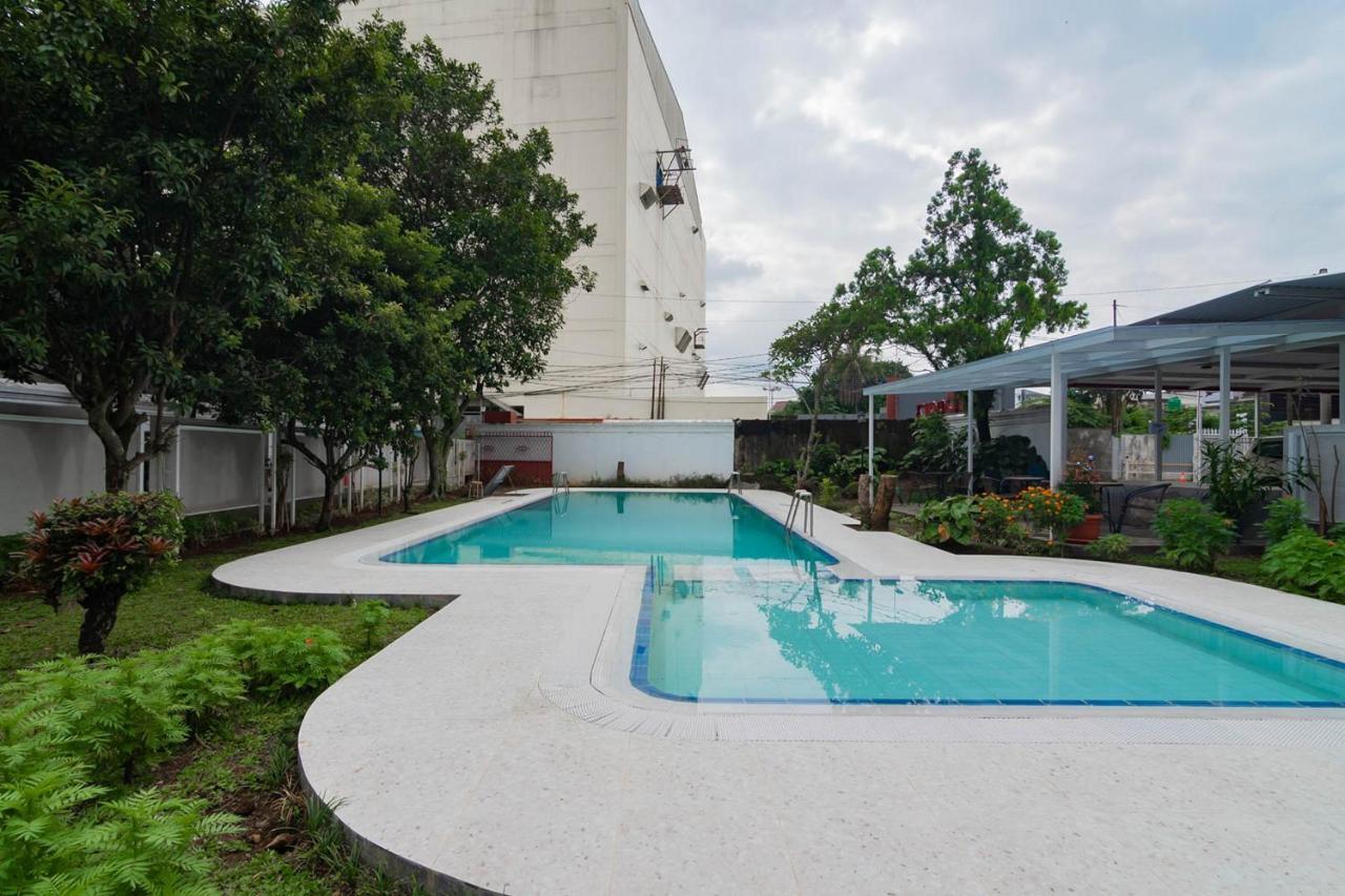 Reddoorz Plus @ Pakuan Residence Tajur Bogor Exterior foto